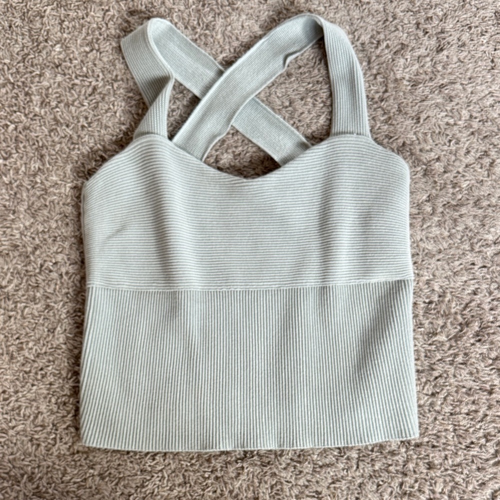 Abercrombie & finch ottoman cross back top